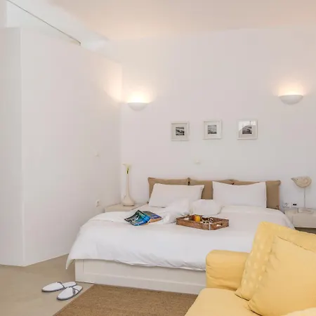 빌라 Beachfront House 50m From The